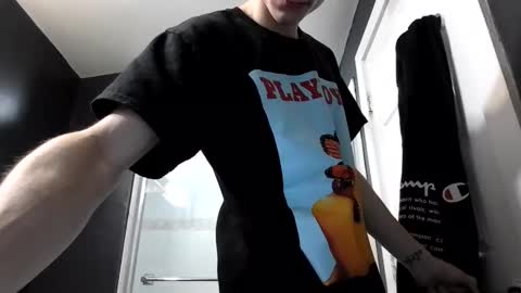 Snapshot of lilvioletxxx chatting on 11.26.25 Little Violet online show from 11.26.25