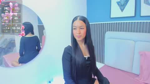 Snapshot of lily__star chatting on 05.21.26 lily online show from 05.21.26