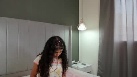 Snapshot of lily_cherry0 chatting on 03.08.25 lily_cherry0 online show from 03.08.25