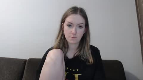 lily_love_x online show from 08.04.26