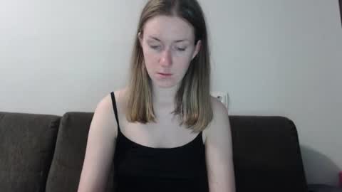 lily_love_x online show from 08.06.26