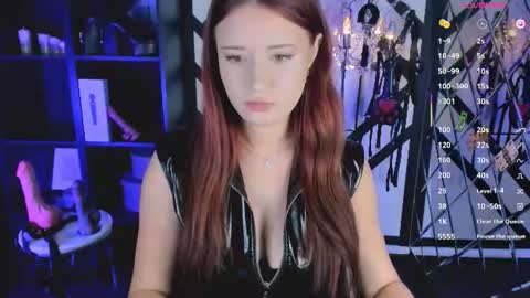Snapshot of lily_moonlight chatting on 07.28.26 Lily online show from 07.28.26