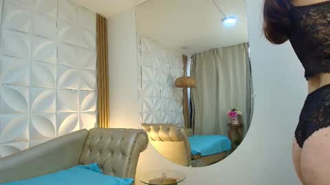 Snapshot of lily_rousee_ chatting on 03.16.26 Lily Lauren online show from 03.16.26