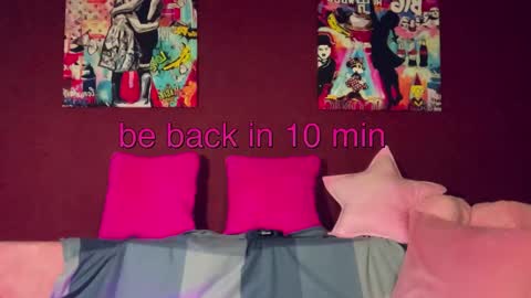 Snapshot of lily_smily chatting on 10.04.25 Lily online show from 10.04.25