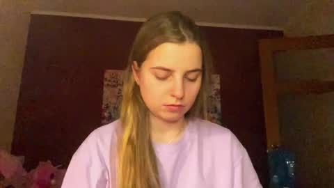 Snapshot of lily_smily chatting on 02.10.26 Lily online show from 02.10.26