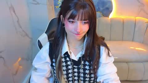 Snapshot of lily_tx chatting on 07.02.26 Follow me.. Live 730 to 1400 online show from 07.02.26