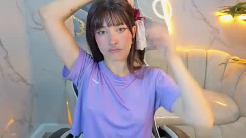 Snapshot of lily_tx chatting on 07.08.26 Follow me.. Live 730 to 1400 online show from 07.08.26