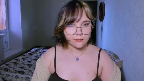 Snapshot of lily_violettt chatting on 04.01.26 Lily online show from 04.01.26