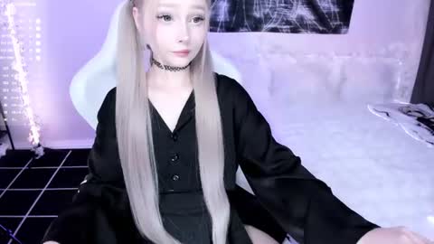 Lily online show from 07.31.26