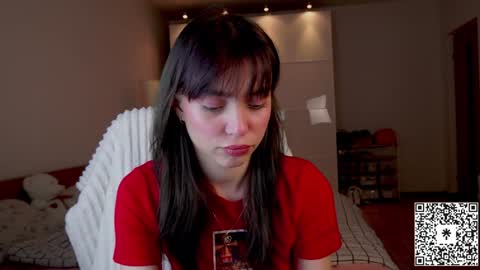 Snapshot of lilyewing_ chatting on 12.02.24 Lily online show from 12.02.24