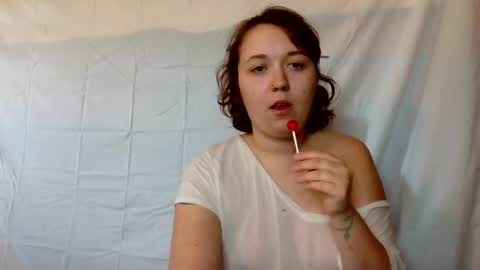 Snapshot of lilylovegood04 chatting on 06.28.26 lily online show from 06.28.26