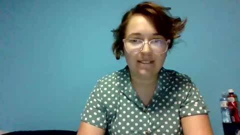 Snapshot of lilylovegood04 chatting on 07.13.26 lily online show from 07.13.26
