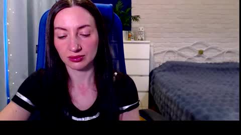 Lily online show from 02.20.26