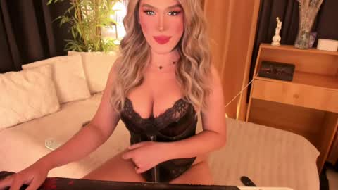 IM YOUR TRUE GODESS Lilymonstercock online show from 04.09.26