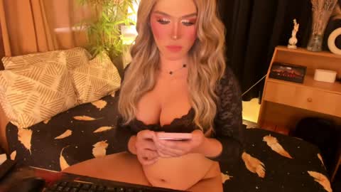 Snapshot of lilymonstercock chatting on 05.29.26 IM YOUR TRUE GODESS Lilymonstercock online show from 05.29.26
