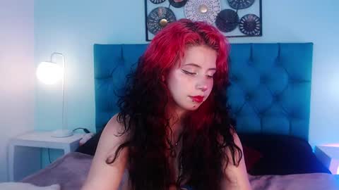 Snapshot of lilyred_ chatting on 04.21.26 lilyred_ online show from 04.21.26