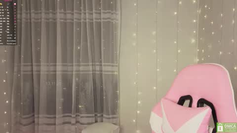 You can call me Li ... online show from 11.13.25