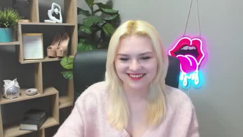 Lily online show from 03.26.26