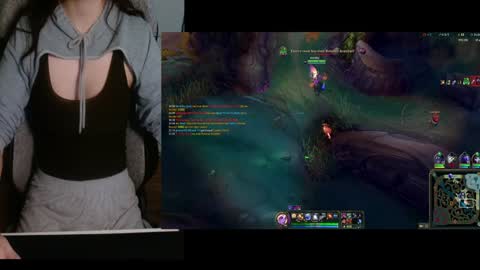 Snapshot of lilythrone chatting on 01.15.25 Lily Rone online show from 01.15.25