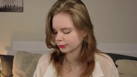 Julie online show from 05.07.26