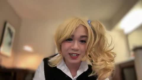 Snapshot of lilyxoxoxo chatting on 01.13.25 lilyxoxoxo online show from 01.13.25