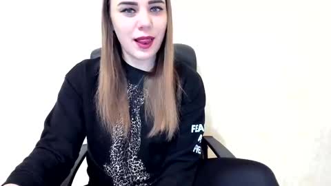 Snapshot of limebabykristi123 chatting on 02.22.25 online show from 02.22.25