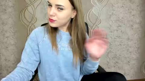 Snapshot of limebabykristi123 chatting on 10.06.25 online show from 10.06.25