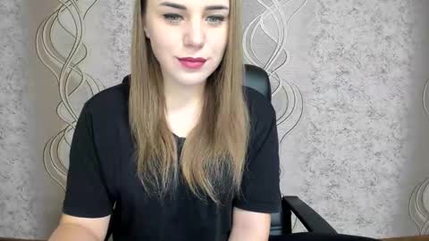 Snapshot of limebabykristi123 chatting on 10.29.25 online show from 10.29.25