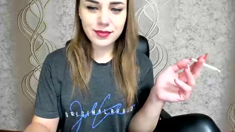 Snapshot of limebabykristi123 chatting on 11.25.25 online show from 11.25.25