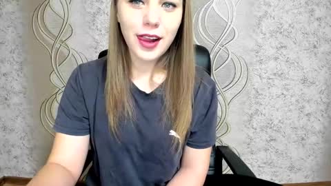 Snapshot of limebabykristi123 chatting on 12.18.25 online show from 12.18.25