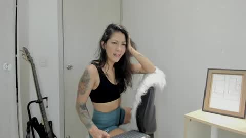 Lina Mandarina online show from 06.11.26