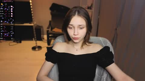 Scarlet online show from 03.17.26