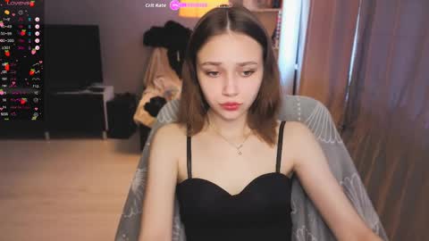 Snapshot of lina_and_lion chatting on 04.11.26 Scarlet online show from 04.11.26