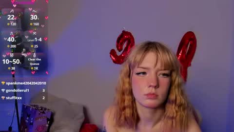 Lina blueeyed    GMT3 1100-1700 Mon Wed Thu Sat Sun online show from 02.17.25