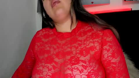 Lina Browm online show from 04.04.26