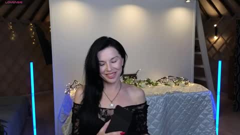 Snapshot of lina_flore chatting on 05.27.26 lina_flore online show from 05.27.26