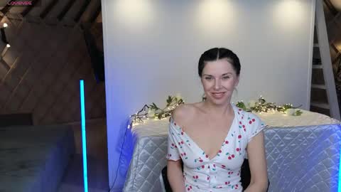 Snapshot of lina_flore chatting on 05.31.26 lina_flore online show from 05.31.26