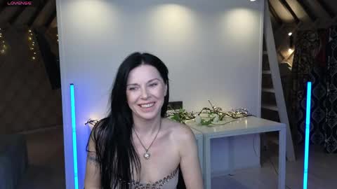 Snapshot of lina_flore chatting on 06.05.26 lina_flore online show from 06.05.26