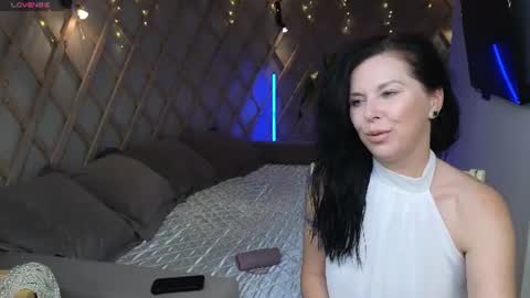 lina_flore online show from 08.06.26