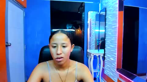 lina_kl online show from 10.24.25