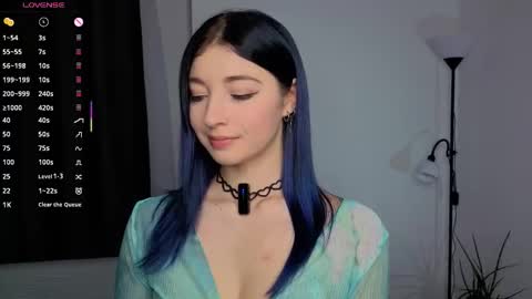 Snapshot of lina_leum chatting on 10.16.25 Lina online show from 10.16.25