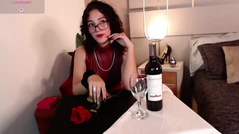 Snapshot of lina_montclair chatting on 09.11.25 Lina online show from 09.11.25