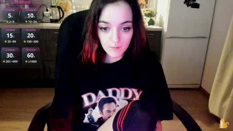 Lina 3  1715622743 online show from 12.25.24