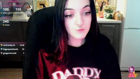 Lina 3  1715622743 online show from 02.04.25