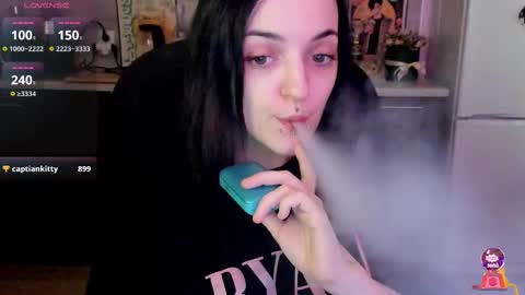 Lina 3  1715622743 online show from 02.11.25