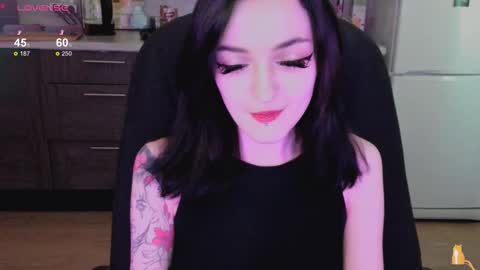 Lina 3  1715622743 online show from 10.02.25