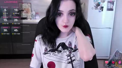Lina 3  1715622743 online show from 03.30.26