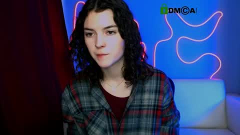 Snapshot of linaa_dolly chatting on 06.16.26 linaa_dolly online show from 06.16.26