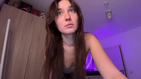 Lina online show from 10.25.25