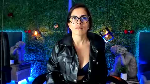 Snapshot of linagh chatting on 07.02.26 Lina online show from 07.02.26